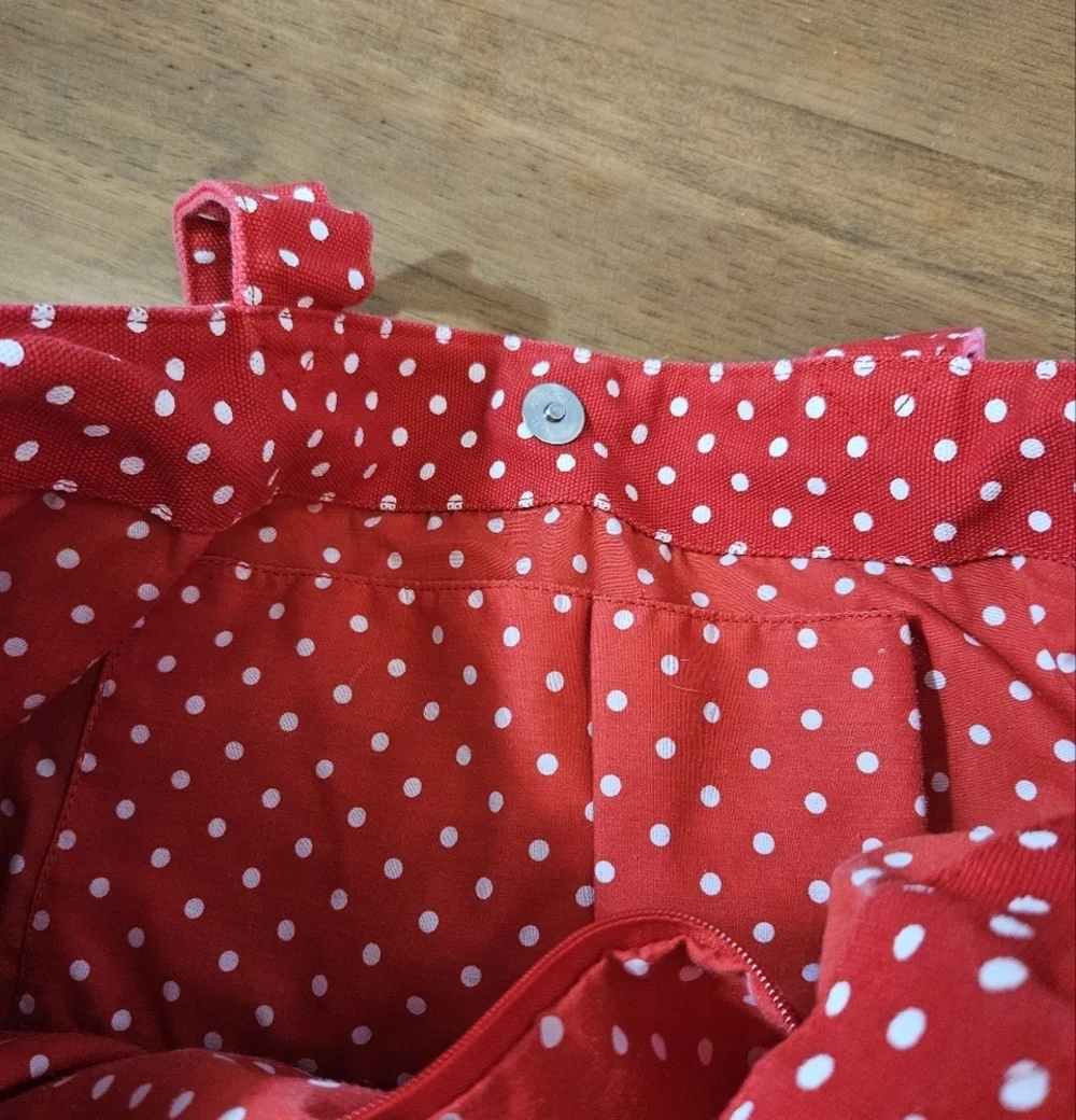 Disney Parks Tote Bag Minnie Mouse "Bows...The Only Accessory" - Picture 2 of 12